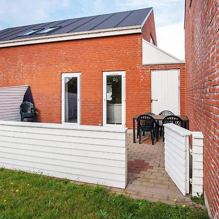 4 Person Holiday Home In R M Sønderby Extérieur photo